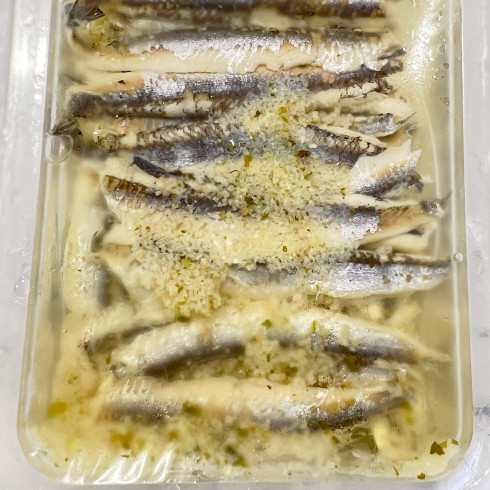 ANCHOIS MARINEES A L'AIL